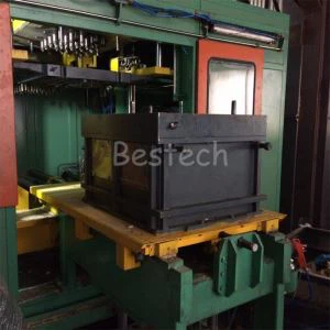 Wie gleichmäßig ist die Sandfüllung in einer Kaltkern-Stechmaschine?